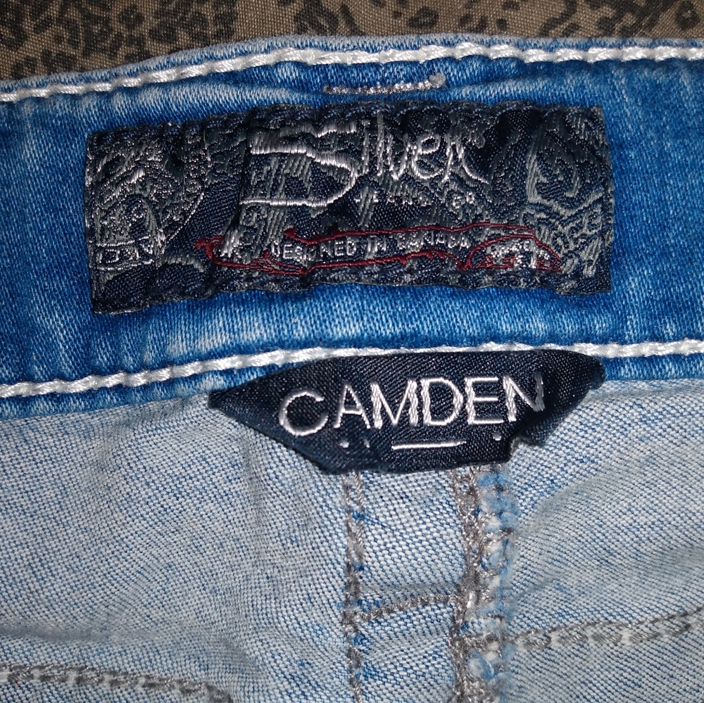 Women's silver Camden ripped jeans. W31/L31